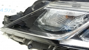 Фара передняя левая Toyota Camry v70 18-20 галоген + LED, контакт с водой