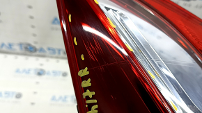 Фонарь внешний крыло правый Honda Accord 16-17 hybrid, рест LED, трещины в стекле