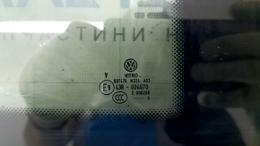 Форточка глухое стекло задняя правая VW Tiguan 18-24 мат, тонировка