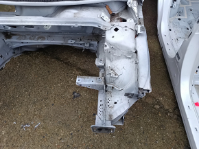 Четверть передняя левая Ford Fusion mk5 13-20 plug-in на кузове, белая
