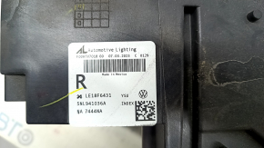 Фара передняя правая в сборе VW Tiguan 22-24 LED скол, песок