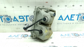 Поворотник правый Toyota Prius 30 13-15 рест, песок, царапины