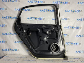 Дверь голая задняя левая VW Passat b7 12-15 USA