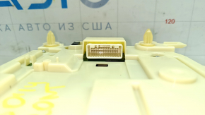 Плафон освещения передний Toyota Prius 30 10-15 серый под люк, царапины