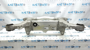 Подрамник задний BMW 5 F10 12-16 2.0T порван 1 сайлент редуктора