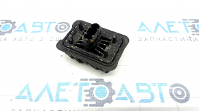 Поддомкратник BMW 5 F10 11-16 примят, сломаны защелки