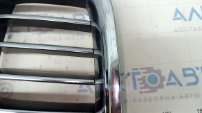 Решетка радиатора grill левая BMW 5 F10 14-16 хром без ночного видения, Base, царапины, тычки на хроме, песок