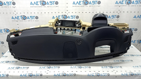 Торпедо передняя панель с AIRBAG BMW 5 F10 11-16 черно-бежевая, под проекцию, ржавый пиропатрон, под химчистку