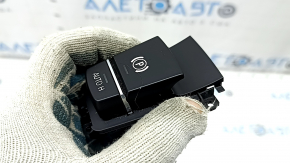Кнопка паркинга BMW 5 F10 11-16 с AutoHold, трещина