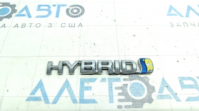 Emblema cu inscripția "HYBRID" de pe portbagajul ușilor Toyota Venza 21-