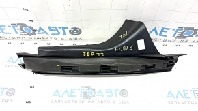 Накладка порога внутренняя задняя левая BMW 5 F10 11-16 черная, царапины
