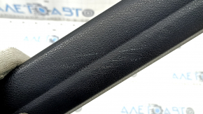 Garnitură prag interior față stânga BMW 5 F10 11-16 negru, zgârieturi