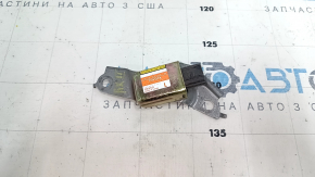 Датчик подушки безопасности задний левый Lexus RX300 RX330 RX350 RX400h 04-09