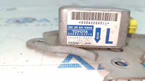 Датчик подушки безопасности дверь левый Lexus IS200 IS300 99-05