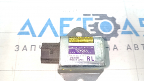 Датчик подушки безопасности задний правый Lexus GX470 03-09