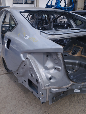 Четверть крыло задняя левая Ford Fusion mk5 13-20 на кузове, серебро, примята