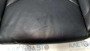 Rândul din spate de scaune partea inferioară Lincoln MKC 15-19 negru, perforare, denivelări, lovituri, pentru curățare