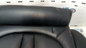 Rândul din spate de scaune partea inferioară Lincoln MKC 15-19 negru, perforare, denivelări, lovituri, pentru curățare