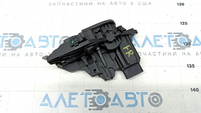 Замок двери передней правой Volvo XC60 18-26