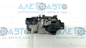 Замок двери задней правой Volvo XC60 18-19 с защитой детей