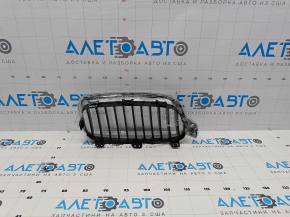 Решетка радиатора grill левая BMW 3 F30 4d 12-18