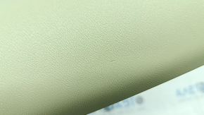Накладка задней стойки перед форточкой левая Volvo XC60 18-26 серая, выгорела, царпаины
