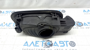 Лючок бензобака с корпусом Volvo XC60 18-26 T5, T6, B5, B6 порван пыльник, надломы