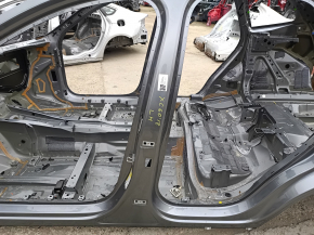 Стойка кузова центральная левая Volvo XC60 18-26 на кузове