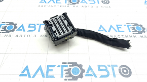 Фишка на блок ECU компьютер двигателя Ford Explorer 20-24 3.0T левая