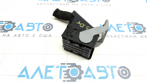 Фишка на блок ECU компьютер двигателя Ford Explorer 20-24 3.0T центральная