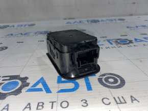 Кнопка ручника VW Tiguan 09-18