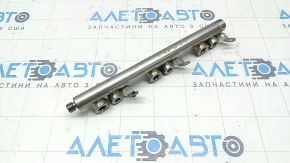 Топливная рейка левая Ford Explorer 20-25 3.0T без датчика