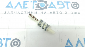 Крепление заднего фонаря внутреннее правое Ford Explorer 20-25