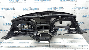 Торпедо передняя панель с AIRBAG Ford Explorer 20-24 кожа черная, Platinum, с накладкой динамика, надломана