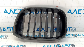 Решетка радиатора grill левая BMW X3 G01 18-21 ноздря, черное обрамление+ черная решетка