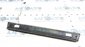 Garnitură prag față stânga exterior Audi Q7 16-24 negru cu crom, iluminare din spate, zgârieturi, denivelare