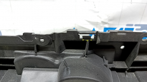 Каркас решетки радиатора grill Audi Q7 16-19 сломаны крепления