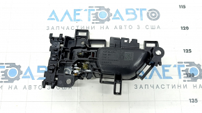 Ручка двери внутренняя задняя правая Honda CRV 23-26 черная с хром