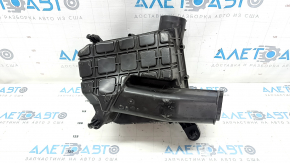 Корпус воздушного фильтра Volvo XC40 19-22