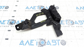Kронштейн блока ECU компьютера двигателя Volvo XC40 19-22