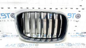 Решетка радиатора grill правая BMW X3 G01 18-21 ноздря, обрамление+ хром решетка, песок, царапины