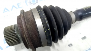 Привод полуось передняя правая Audi A4 B9 17-21 AWD порван пыльник