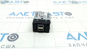USB Hub центральной консоли Volvo XC40 19-26 передний