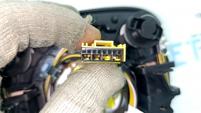 Подушка безопасности airbag в руль водительская Volvo XC40 19-26 черная, ржавый пиропатрон, царапина