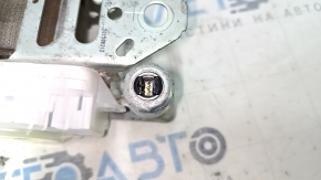 Centura șofer Toyota Camry v55 15-17 gri usa, deteriorare cauzată de apă, mecanism nu funcționează, curățare chimică