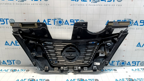 Решетка радиатора grill Nissan Rogue 18-20 под камеру, без радара, с эмблемой, korea built