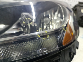 Фара передняя левая Mercedes C-class W205 15-18 галоген, с уплотнителем