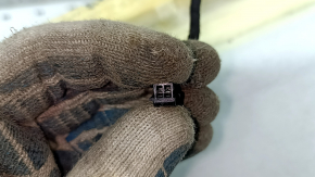 Garnitură scaun pasager Volvo XC40 19-25 3 părți, combinată piele cu Alcantara, neagră cu cusături albe, încălzită, pentru curățare, lovituri