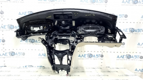 Торпедо передняя панель с AIRBAG Mercedes C-class W205 15-18 без проекции, черная, бежевые накладки