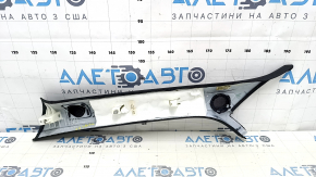 Накладка передней стойки правая Audi Q5 80A 18-24 черная, под пищалки, трещина в креплении